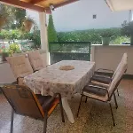 Sandra 1 *