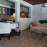 Sandra 1 شقة *