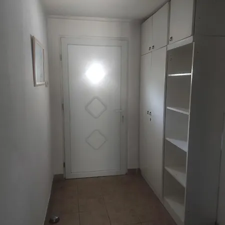 Sandra 1 * Zaostrog