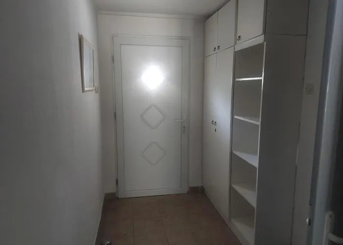 Sandra 1 * Zaostrog