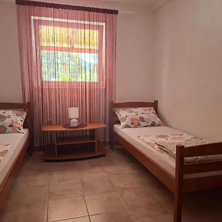 Sandra 1 Apartman Zaostrog